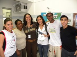 Programa Corações da Bahiana visita Colégio Vitória Régia