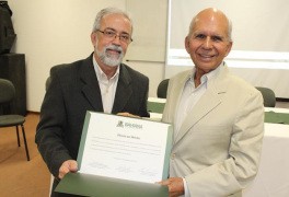 Homenagem ao Prof. Dr. Armênio Guimarães