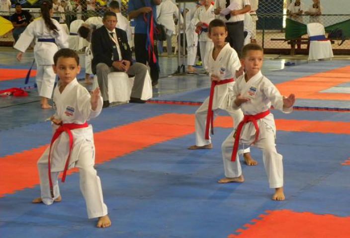 bahiana-i-etapa-campeonato-brasileiro-karate-adaptado-08-04-2016-11-1-jpg